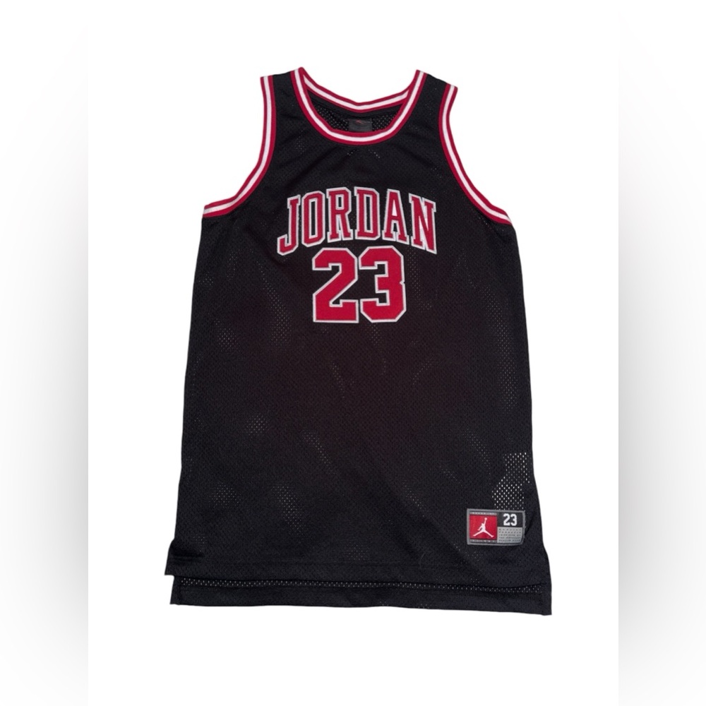 BIG BOYS JORDAN #23 JERSEY (SIZE XL) 13-15 YEAR OLDS URBAN CLOTHING